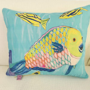 Parrotfish with blue and yellow fish